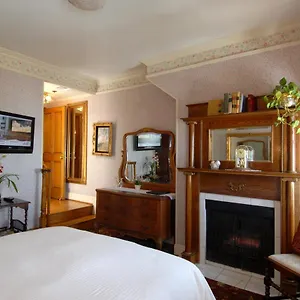 https://dorymans-oceanfront-inn.topanaheimhotels.com